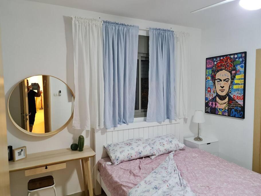מרחק נגיעה בתקווה Daire Petach Tikva Dış mekan fotoğraf